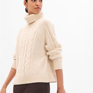 GAP Cream Cable Knit Turtleneck Sweater